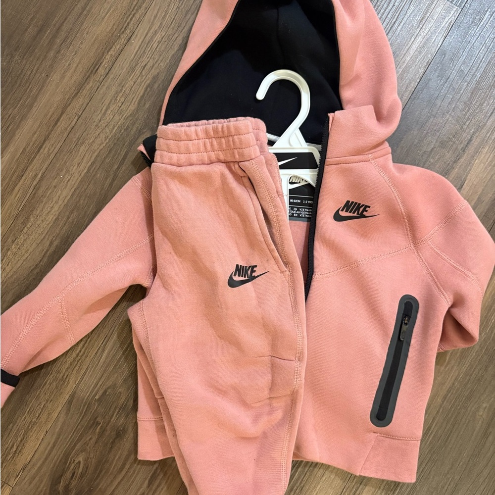 Nike Kids Coral Joggers